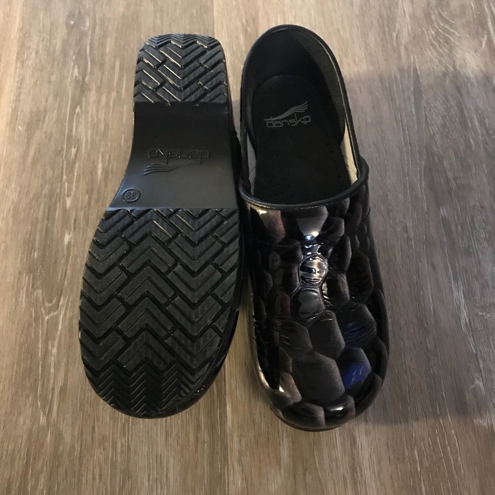 Dansko Professional Tigers Eye print